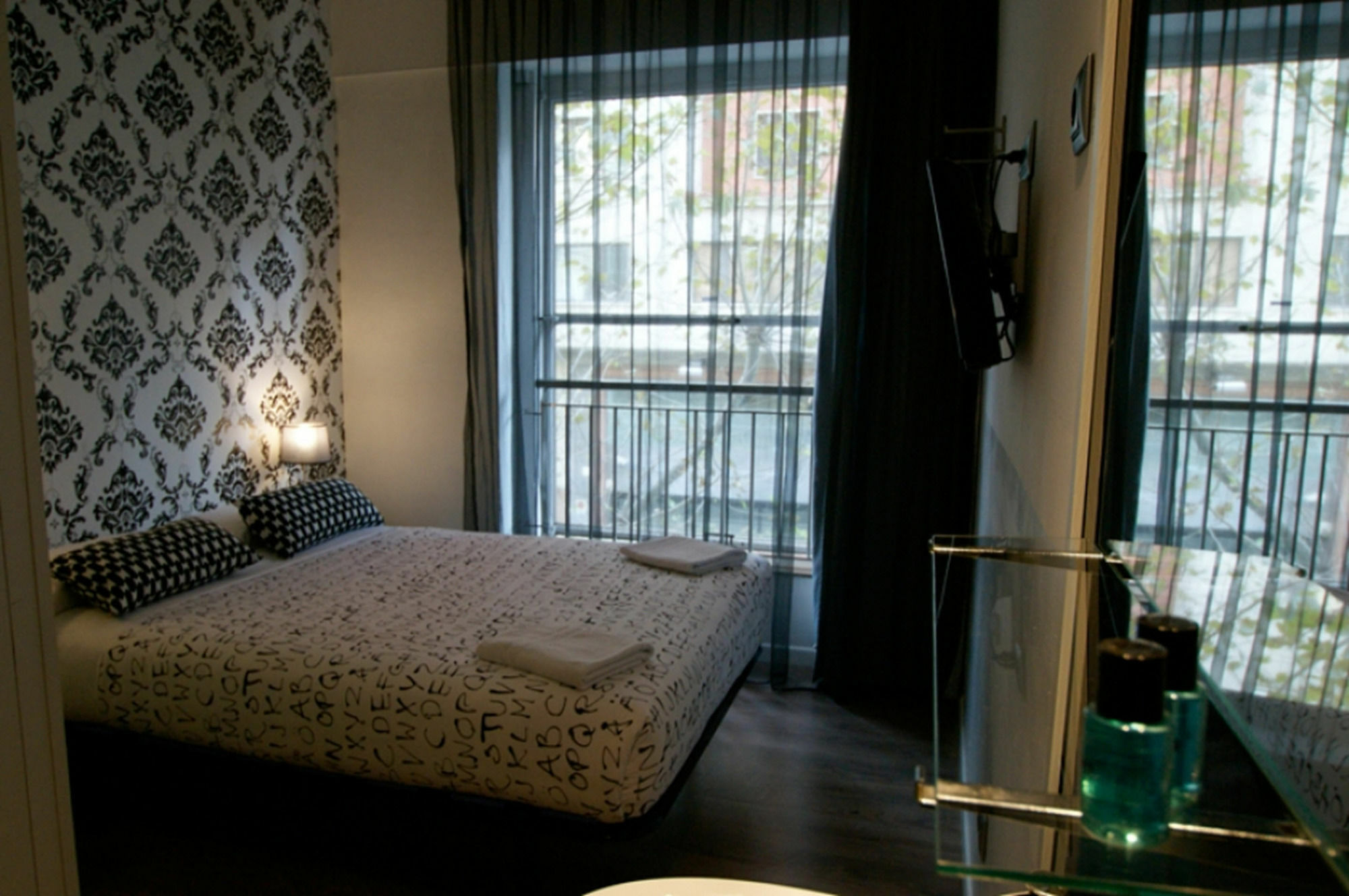 Hotel Q Barcelone Extérieur photo