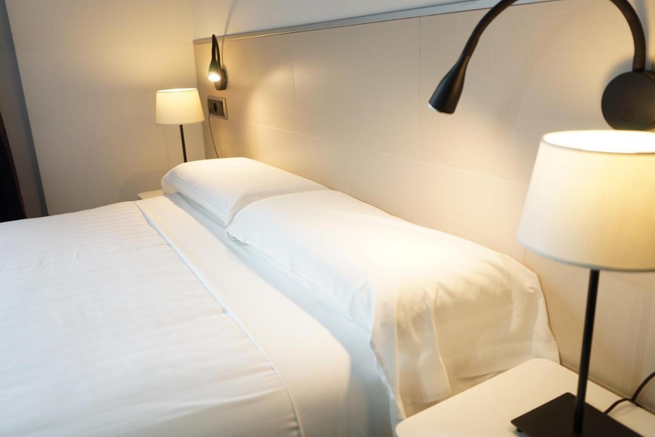 Hotel Q Barcelone Extérieur photo